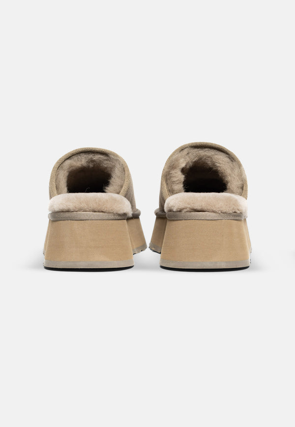 Pantofole Gaggie Clog in camoscio Beige